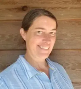 headshot (3) headshot (3)