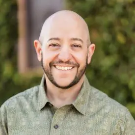 Vince_Tango Portrait of Vince Tango, learning and development professional and adjunct instructor in leadership, communication, and instructional design at the University of Denver